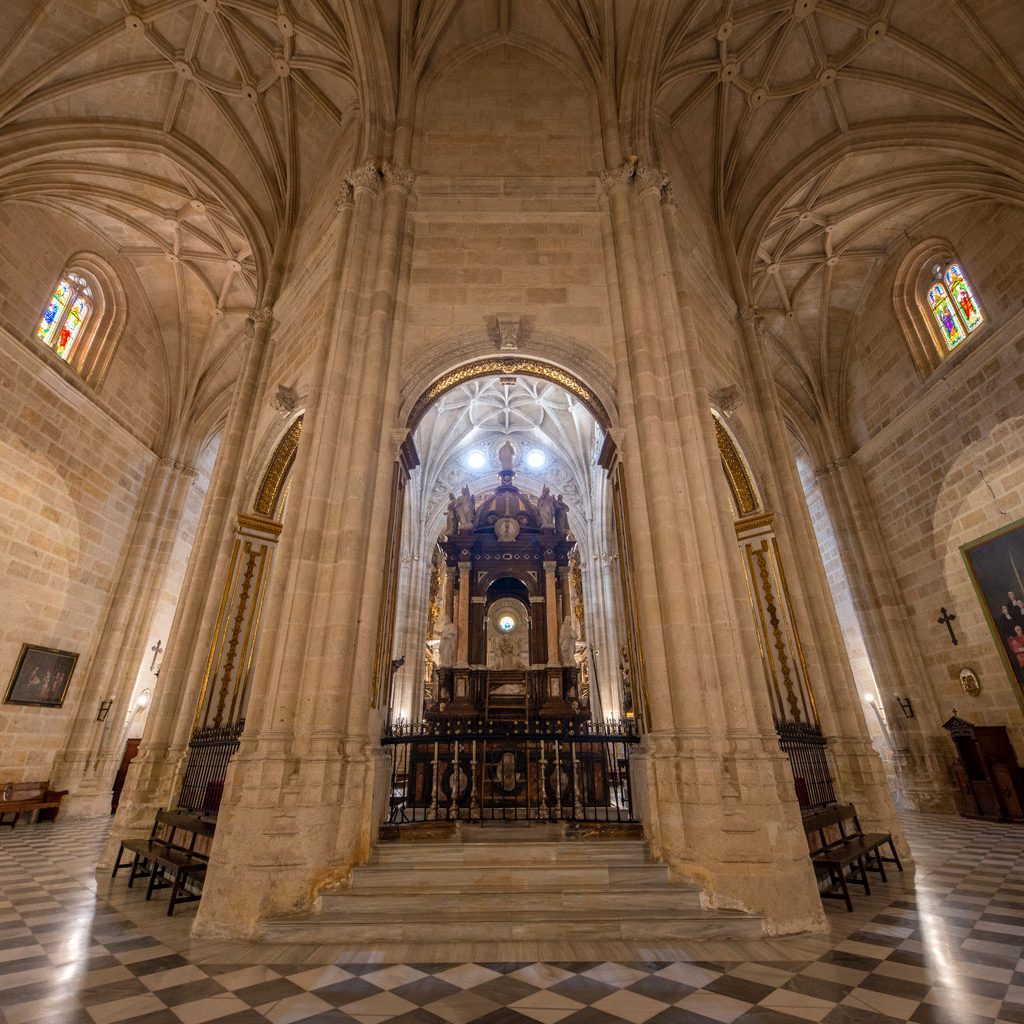 arquitectura-interior-catedral-de-almeria-(6)