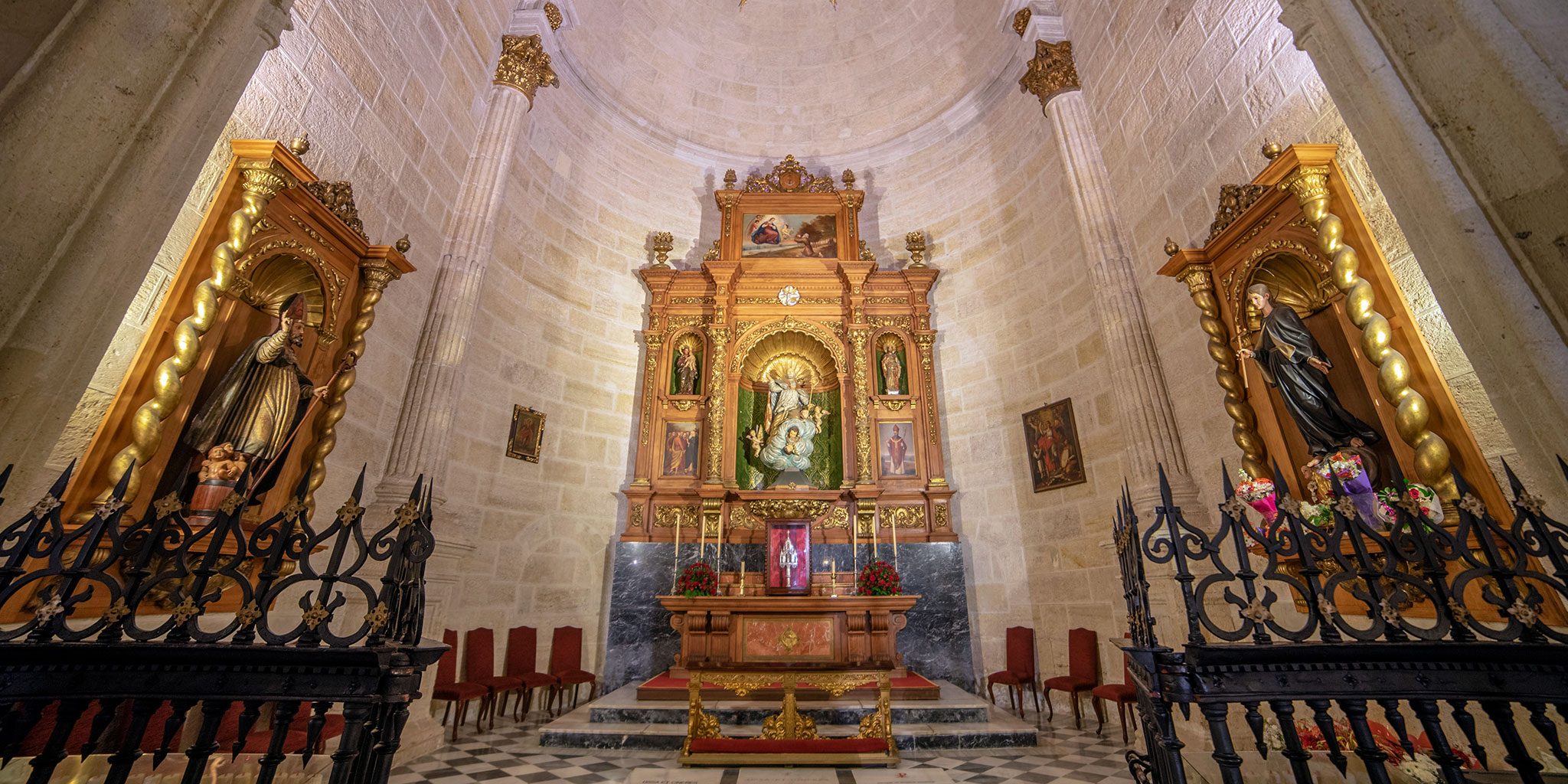 capilla-san-indalecio-catedral-de-almeria-0